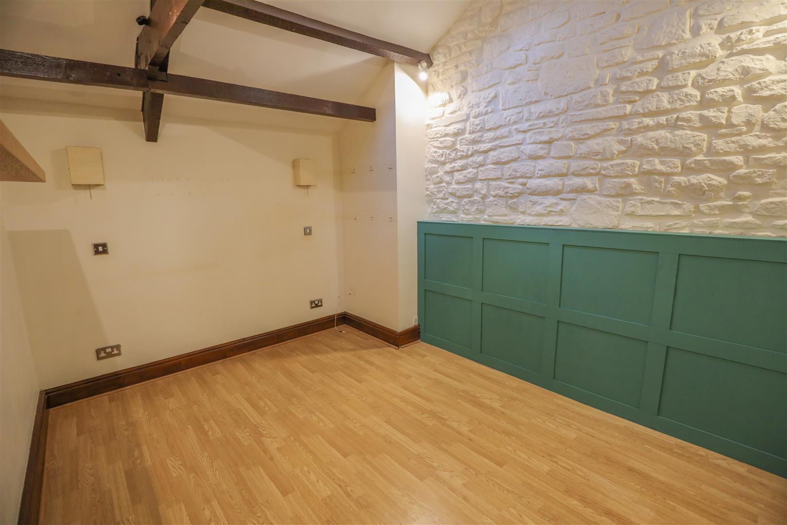 The Old Barn, Llandough, Nr Cowbridge, Vale Of Glamorgan, CF71 7LR